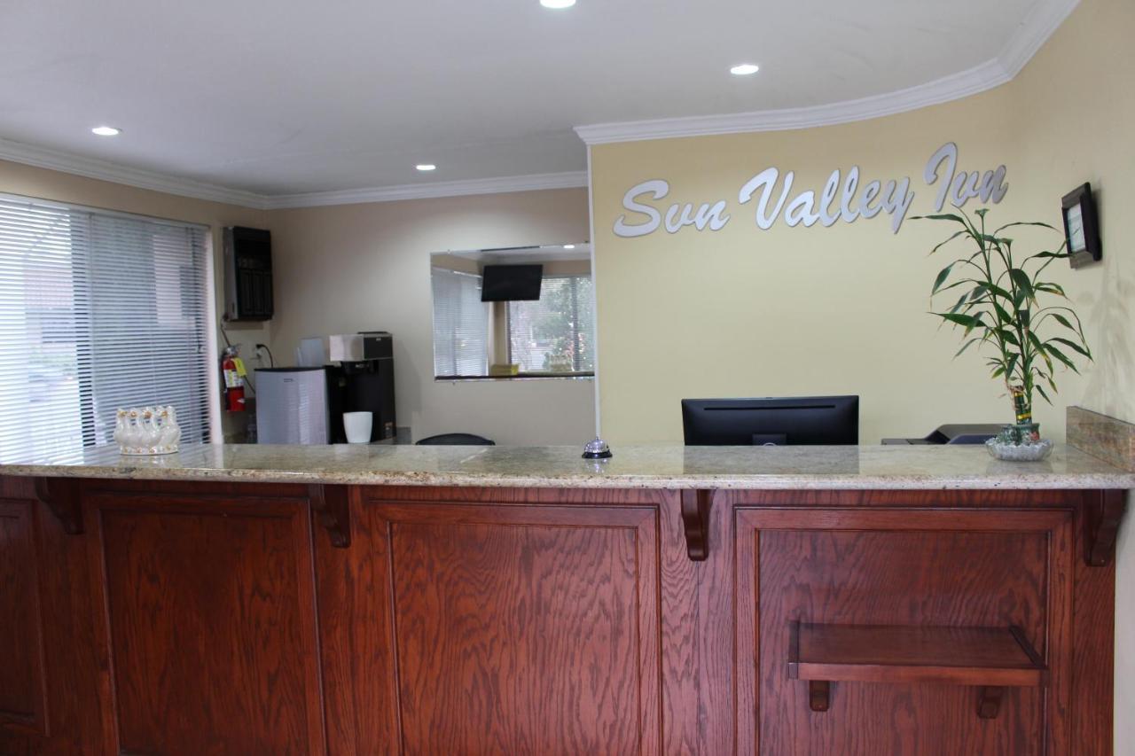 Sun Valley Inn Pleasant Hill Exterior photo