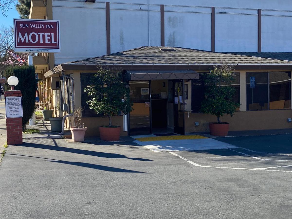 Sun Valley Inn Pleasant Hill Exterior photo