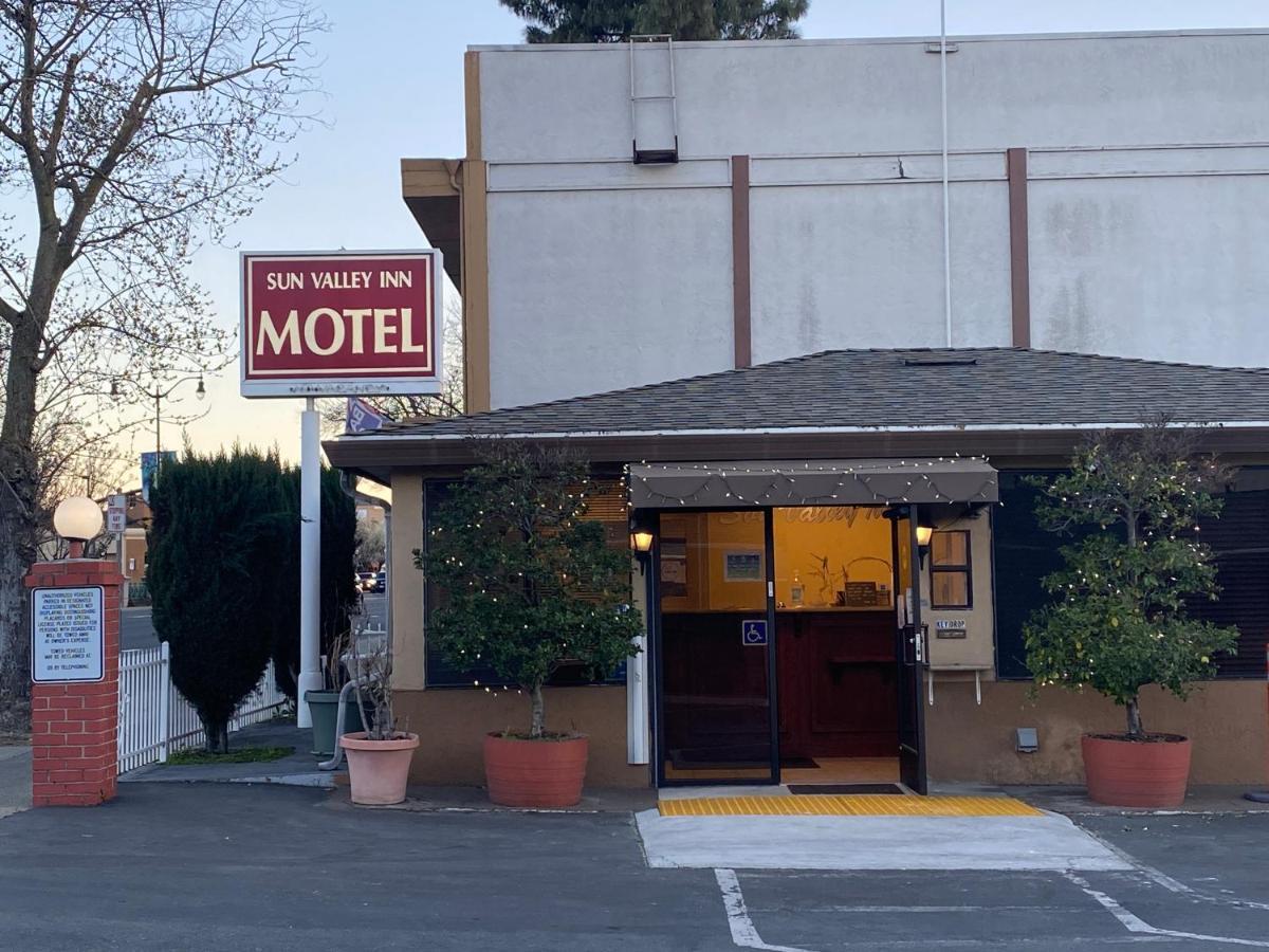 Sun Valley Inn Pleasant Hill Exterior photo